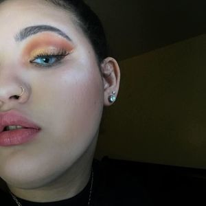 Meet your Posher, Sachae